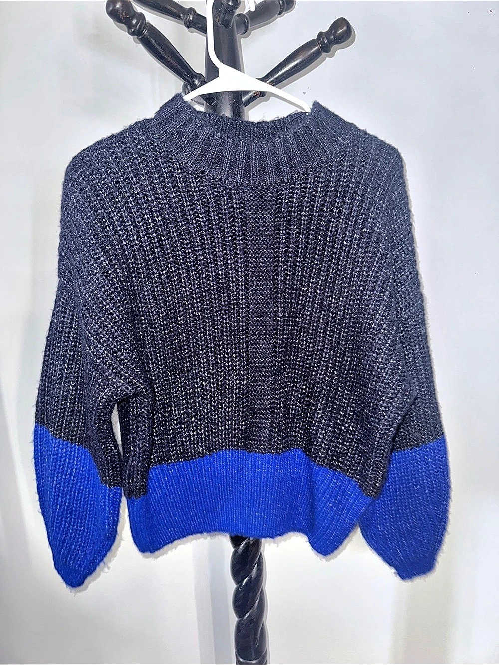Elodie Colorblock Mock Neck Sweater Blue & Black Small 31.T